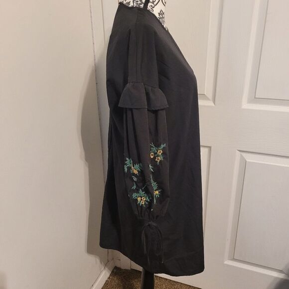 Bleuh Ciel embroidered floral tunic dress - Picture 2 of 6